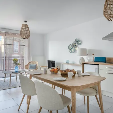 A 50m De La Plage, Vue 6 Pers Apartment *